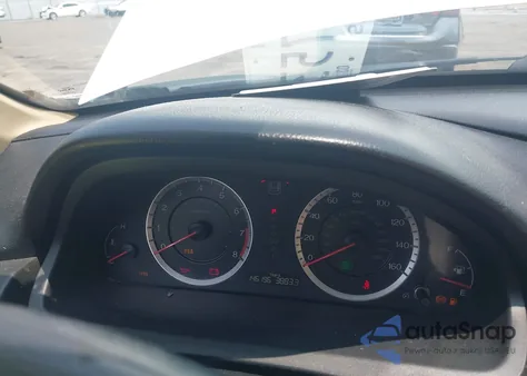 2011 Honda Accord Lx z USA, uszkodzony, nr VIN 1HGCP2F32BA123352